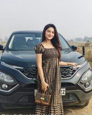 Sapna Parihar Instagram - Wearing- @tagthelabel.in
@_sapnaparihar_