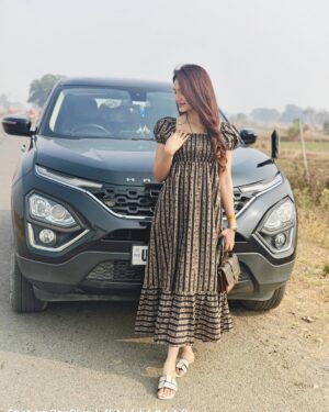 Sapna Parihar Instagram - Wearing- @tagthelabel.in
@_sapnaparihar_