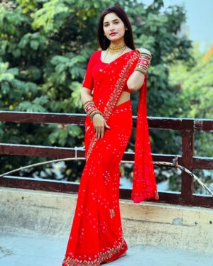 Sapna Parihar Instagram - Ye Lal rang ♥️
Saree from- @sareeadda4
@_sapnaparihar_