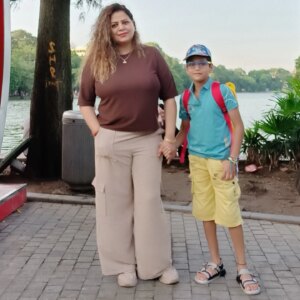 Sapna Sappu Instagram - Positive thoughts contribute to a greater sense of happiness and overall life satisfaction.. Have A Nice Day 🥰
At Vietnam 🤩
.
.
.
#tiger #merarajabeta❤️❤️ #myson #love #sapnasappu #sapnaactress #enjoying #traval #happyday #happy #mondaythoughts #monday #instagram #instapost #instafashion #instagood #instadaily #positiveenergy #positivethoughts #positivity #positivity #blessed #godisgood #godisgreat 🙏❤️