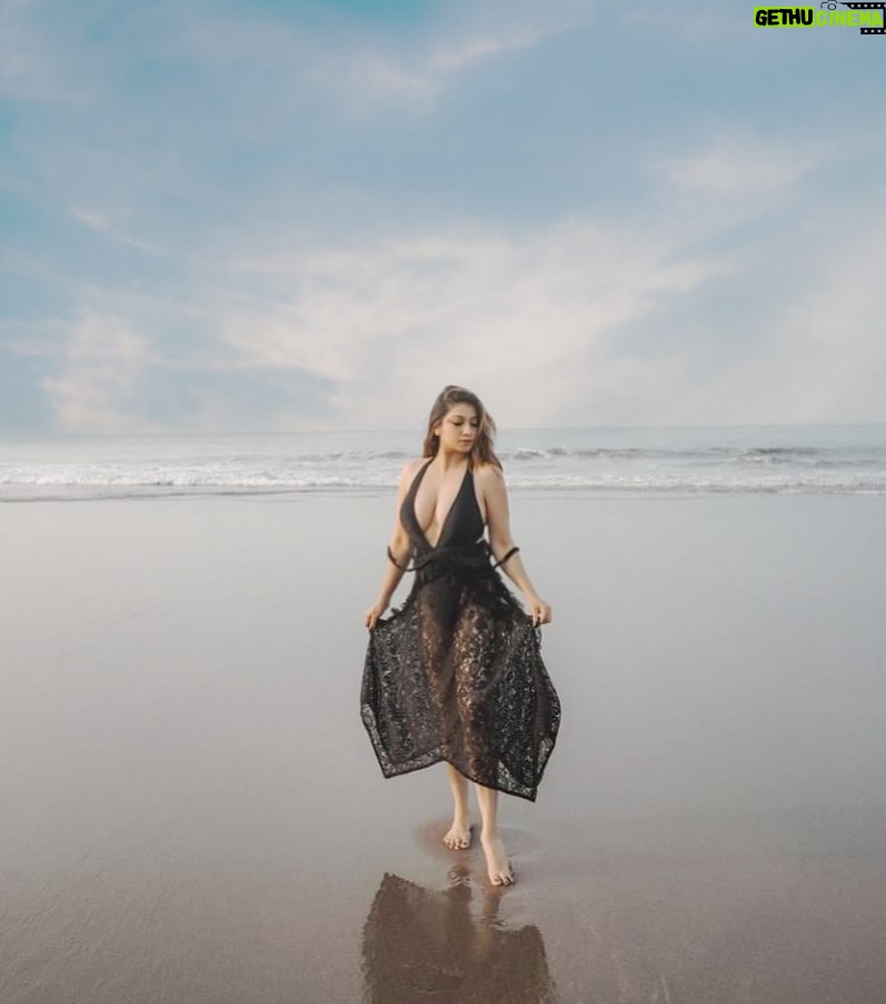 Sarah Azhari - 24.8K Likes - I’m not perfect but I’m not fake 🤷‍♀️🧿🪬🌊 ☁️