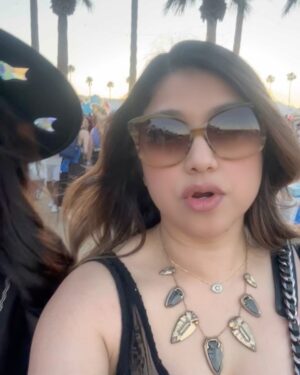 Sarah Azhari Instagram - Coachella 2025 Day 2… spent hours dancing to the sets of Kaskade and Idris Elba at The Quasar stage 💃🪩✨🧿🪬