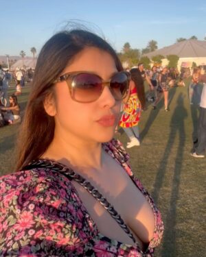 Sarah Azhari Instagram - Coachella 2025 Day 3 🎡🪩💃🧿🪬
