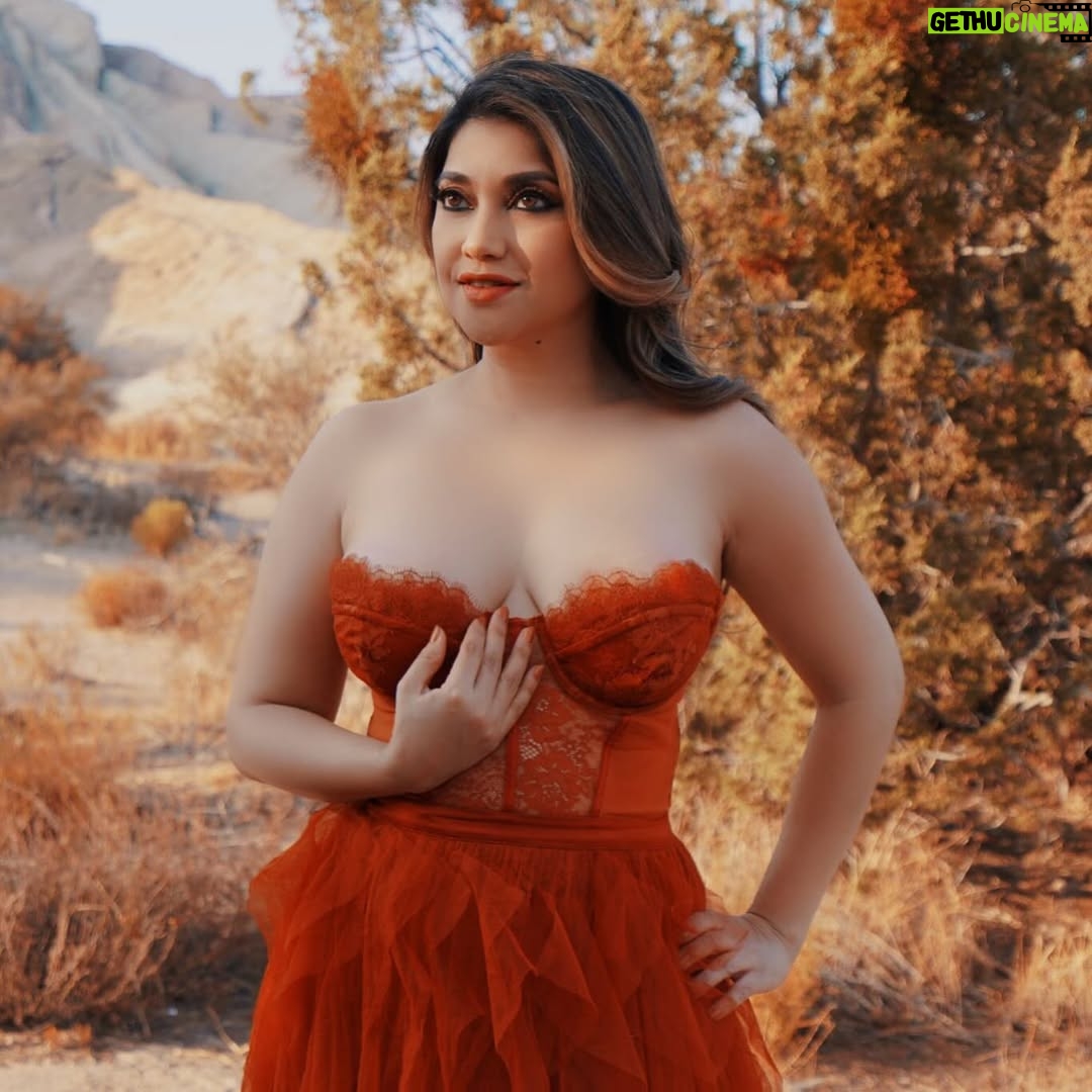 Sarah Azhari - 8.8K Likes - 🧡🧿🪬