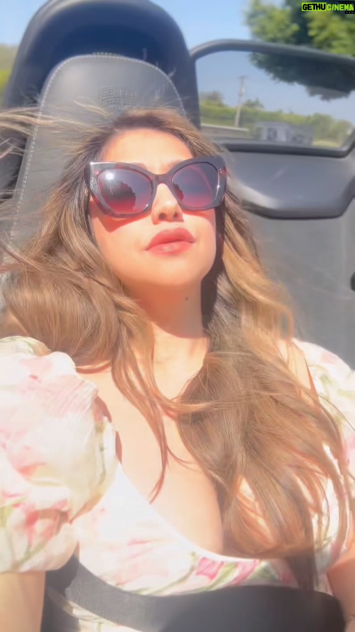 Sarah Azhari - 7.9K Likes - Enjoying the weather 🤲🏼 🌞 🍃 🧿🪬
