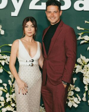Sarah Hyland Instagram - It was an honor to join the @baby2baby Gala and help support the incredible work they do year-round, providing basic essentials to one million children living in poverty across the country. Ps. Swipe for sillies
