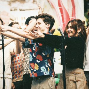 Sarah Hyland Instagram - If Iām in the plant, then Iām part of the plantā¦so in a wayā¦weāll always be togetheršŖ“
I already miss my @littleshopnyc family so much. Performing with these beautiful human beings 8 times a week was something I will cherish forever. My inner ātheatre nerdā child was fed more than Audrey II and I feel so grateful & blessed to have had such a safe space to come back home on the stage to. @andrewbfeldman_ , you are a JOY to work with and an even better person. So thankful to have been paired with such a talented human and fellow Disney adult! Thank you to everyone who came to the show from far and wide! Iām a lucky woman to have been somewhere thatās green āØ