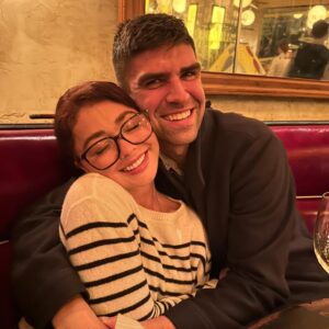 Sarah Hyland Instagram - date night before our sweet @sarahhyland starts play practice for @littleshopnyc. So proud!