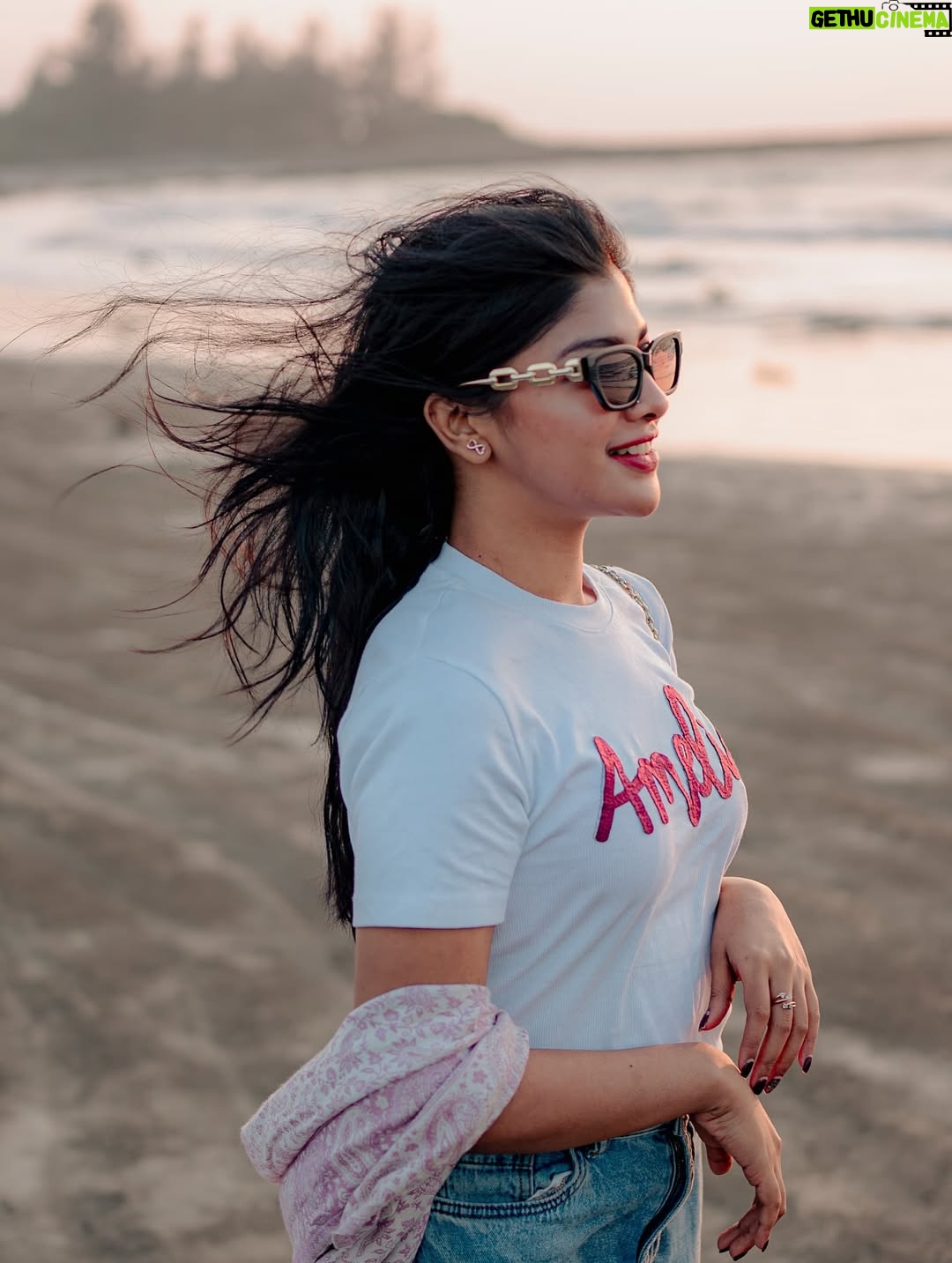 Sarika Sabah - 10.3K Likes - Let the sea set you free 🌊✨