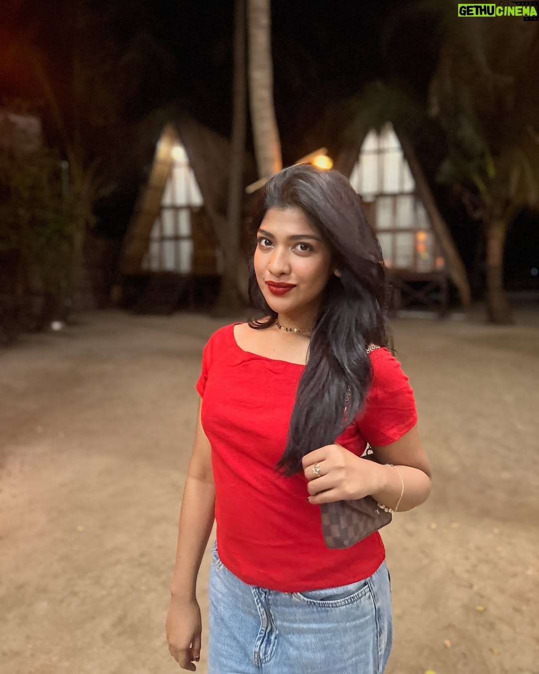 Sarika Sabah - 7.2K Likes - Life is good, especially on a Friday ❤️