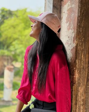 Sarika Sabah Instagram - Get your sparkle on, show this world where you belong! 🌸 ✨💕