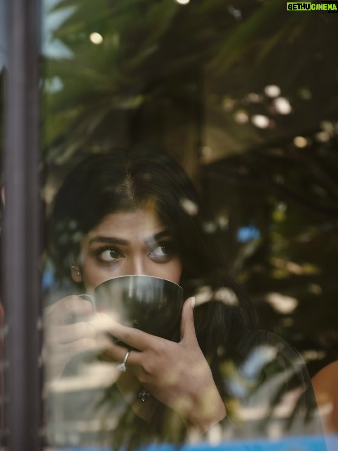 Sarika Sabah - 3K Likes - Evenings taste better with coffee and quiet thoughts ☕✨

📸 - @purnophotographyofficial