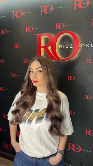 Sasha Saidin Instagram - 💇🏻‍♀️💆🏻‍♀️

Ready for ELITE Live ‘25 !!! 

Hair by @ridzokumura ❤️ 🖤

#ELITE #Elite25Concert #20Sept2025 #PlenenaryHall #KualaLumpurConventionCentre #LightsCameraAction #ELITEWarriors 

#ADashOfSash💋
#CommittedToTheCelopians 
#DiaryOfADevotedDomesticatedDabawi 
#TheElusiveFairytaleOfTheHalfBloodPrincessSayang