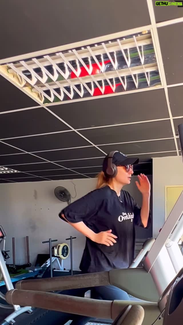 Sasha Saidin - 70 Likes - 💪🏻 

4:11:30 #iykyk 

“Untuk melebarkan lagi Manisnya Senyuman Elite Warriors, 
pihak kami telah menambah DUA kategori baru istimewa dan mampu milik..”

Kategori di Level 3:

🩷 Trauma ( RM98) 
🩵 Bila (RM88) 

Khas untuk peminat yang ingin datang menyaksikan sambil ber-GIG dengan mereka. 

Dengan bertambah DUA kategori baru maka kami umumkan lagi DUA artis jemputan IAITU.....

💚 Dapatkan tiket anda untuk kategori baru di www.ticket2u.com.my/elite mulai ISNIN, 25 Ogos 2025 jam 3:00pm 👈🏻

Ooooohhh CARAMU dan CARAKU… oooo…..🎶🎵

W E  A R E  B A C K . . 🙏🏻
🎶💄💋💃🏼👗👠👜💍👛🕶️🎼🎭

#elite
#elitewarriors
#girlpower
#25
#30thAnniversary
#alpha
#xfactor

#ELITE #Elite25Concert #20Sept2025 #PlenenaryHall #KualaLumpurConventionCentre #LightsCameraAction #ELITEWarriors 

#ADashOfSash💋
#CommittedToTheCelopians 
#DiaryOfADevotedDomesticatedDabawi 
#TheElusiveFairytaleOfTheHalfBloodPrincessSayang