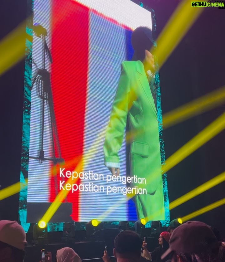 Sasha Saidin - 480 Likes - 🤩🤩🤩🤩🤩🤩🤩

Well done @4u2cofficial for a great concert last night!!! You guys brought us back to the 90’s!!!! 3 words… Yow. Chuan. Plaza. Lol. Thanks to @dacdatoac for giving @eliteofficialmy a shoutout too during the finale… “ELITE in da houseeee!!” Woot! Woot! 👏🏻👏🏻👏🏻

p/s @momlifesaidso Syirin (Jaja Msteen) you were sorely missed but @shankeyjtee and Dila did a fantastic job! 👍🏻👌🏻

#KamiGengLot10TungguIntrakota #BukitBintangGirlsSchool

#ELITE #Elite25Concert #20Sept2025 #PlenenaryHall #KualaLumpurConventionCentre #LightsCameraAction #ELITEWarriors 

#ADashOfSash💋
#CommittedToTheCelopians 
#DiaryOfADevotedDomesticatedDabawi 
#TheElusiveFairytaleOfTheHalfBloodPrincessSayang