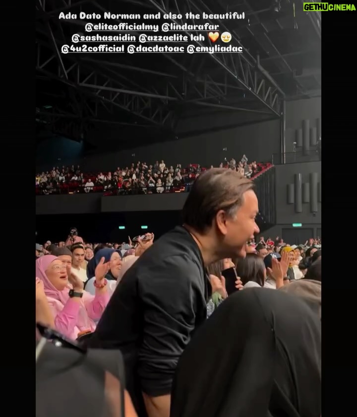 Sasha Saidin - 480 Likes - 🤩🤩🤩🤩🤩🤩🤩

Well done @4u2cofficial for a great concert last night!!! You guys brought us back to the 90’s!!!! 3 words… Yow. Chuan. Plaza. Lol. Thanks to @dacdatoac for giving @eliteofficialmy a shoutout too during the finale… “ELITE in da houseeee!!” Woot! Woot! 👏🏻👏🏻👏🏻

p/s @momlifesaidso Syirin (Jaja Msteen) you were sorely missed but @shankeyjtee and Dila did a fantastic job! 👍🏻👌🏻

#KamiGengLot10TungguIntrakota #BukitBintangGirlsSchool

#ELITE #Elite25Concert #20Sept2025 #PlenenaryHall #KualaLumpurConventionCentre #LightsCameraAction #ELITEWarriors 

#ADashOfSash💋
#CommittedToTheCelopians 
#DiaryOfADevotedDomesticatedDabawi 
#TheElusiveFairytaleOfTheHalfBloodPrincessSayang