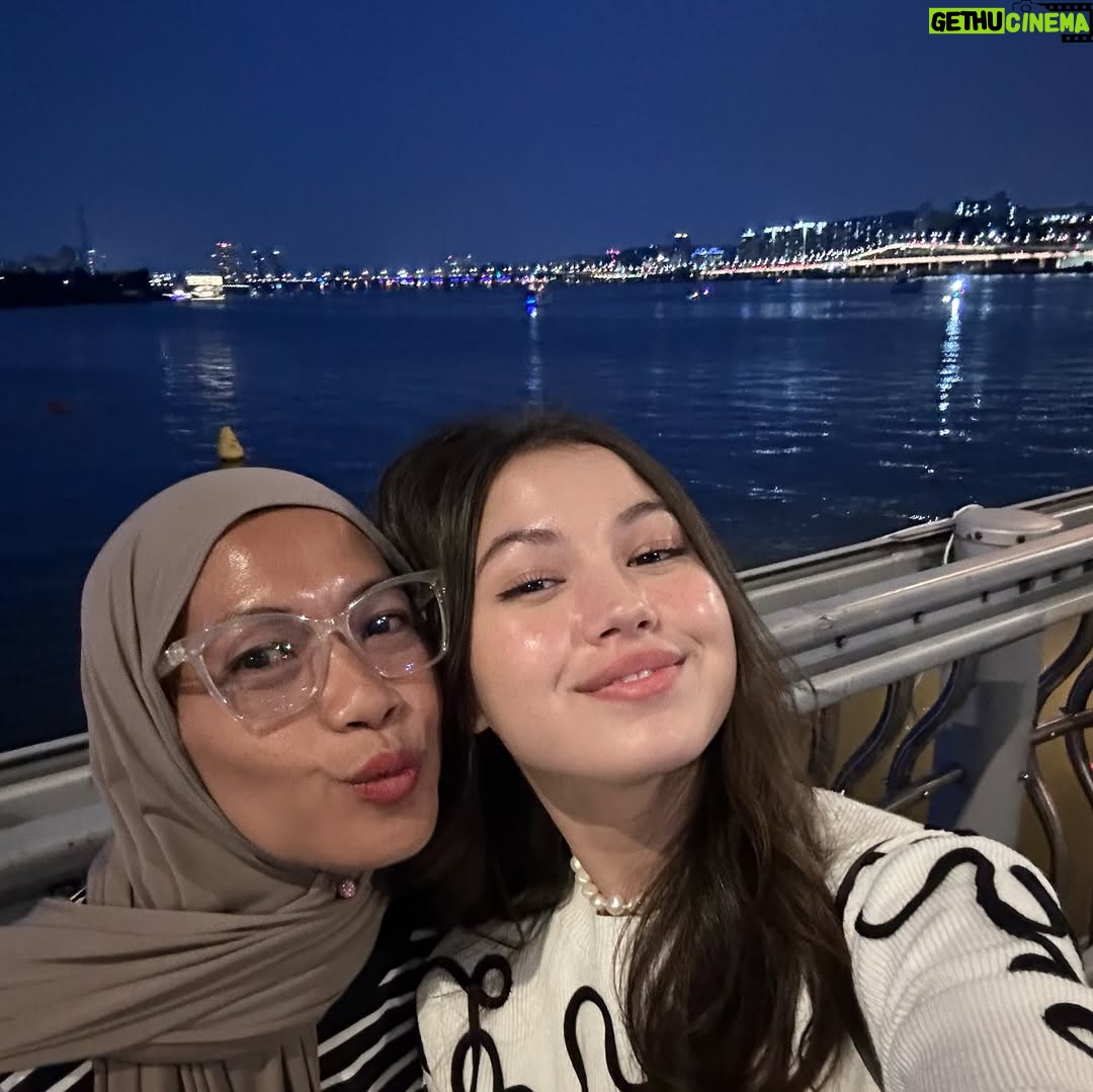 Saskia Chadwick - 239.7K Likes - to the one who showed me what it truly means to love and to be loved, happy birthday! 
words could never fully express just how grateful i am to have you as my mom
all that i am, or hope to be, i owe to that you, ma🤍