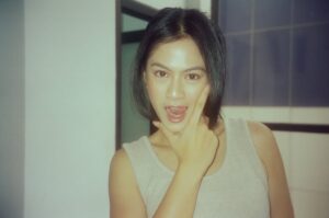 Saskia Chadwick Instagram - Ular Tangga Dara(h) thru my lenses📸
Eps 4 & 5 (Express) is out!! 

Sejauh ini UTD gimana menurut kalian?🥰