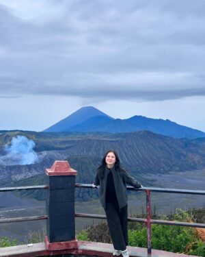 Saskia Chadwick Instagram - Bromo 🌄