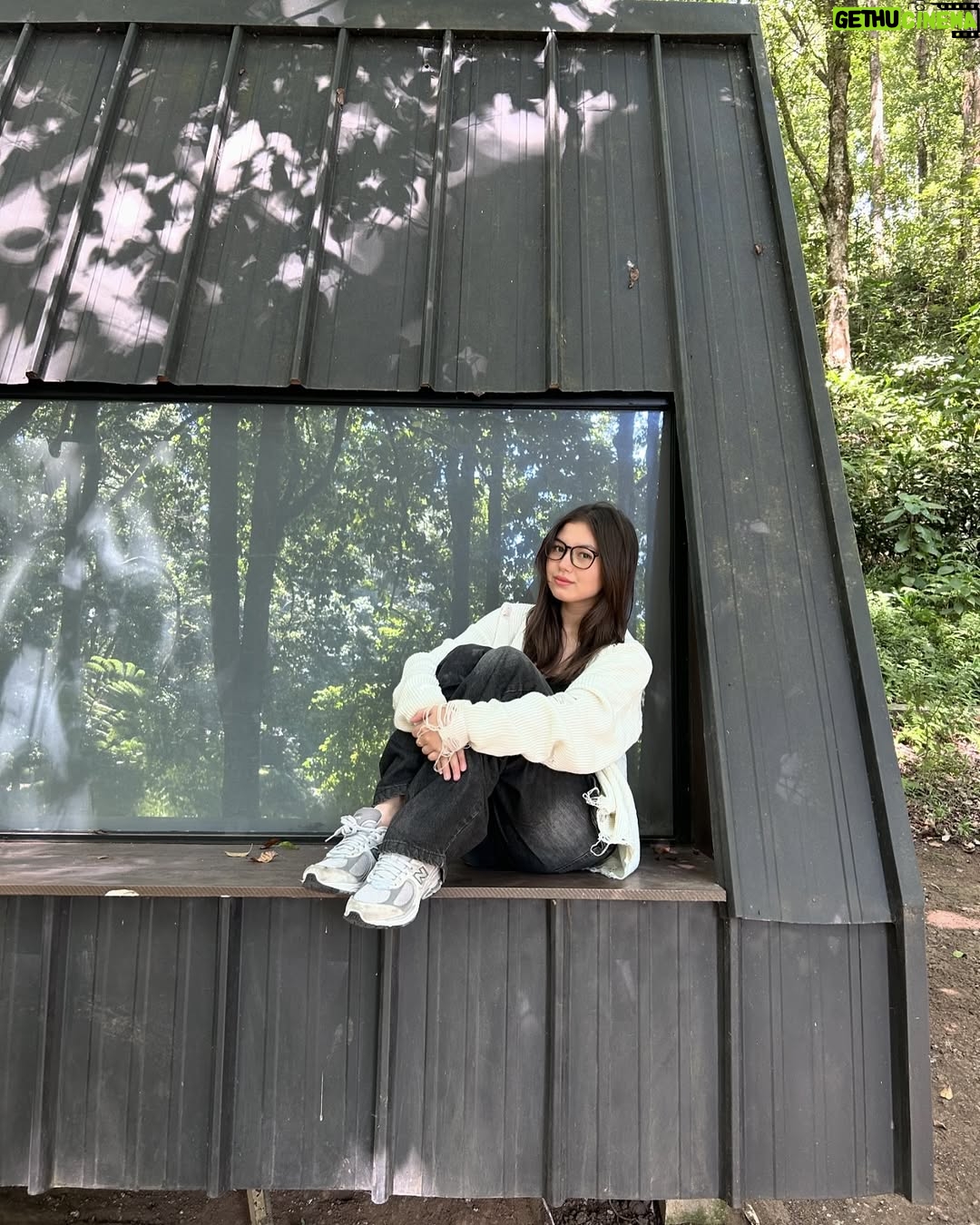 Saskia Chadwick - 239.7K Likes - bandung⋆౨ৎ˚⟡˖ ࣪°❀⋆.ೃ࿔*:･
