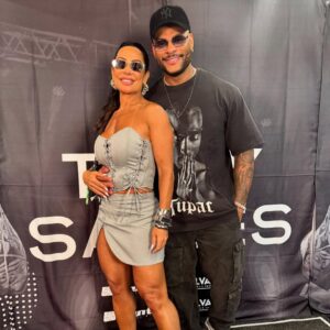 Scheila Carvalho Instagram - Uma tarde pra ficar marcada em nossos corações. Gratidão por todo carinho sempre São Paulo! Foi lindo demais 
@carnauoloficial