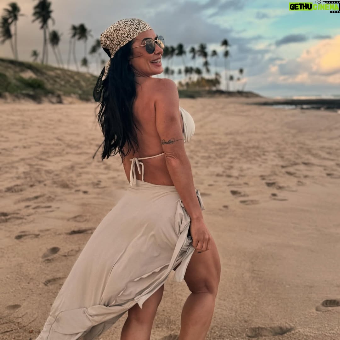 Scheila Carvalho - 64.7K Likes - Reenergizada ☀️🙌🏼✨🌊