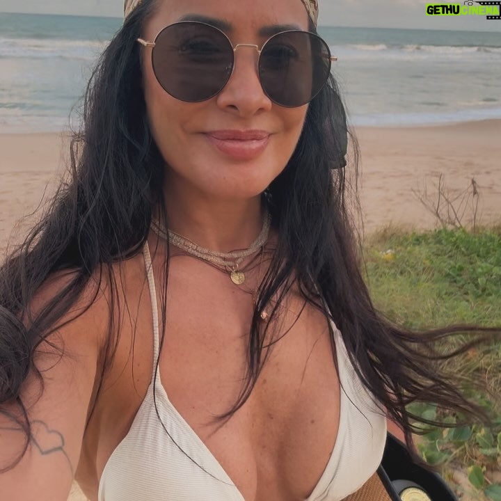 Scheila Carvalho - 64.7K Likes - Reenergizada ☀️🙌🏼✨🌊