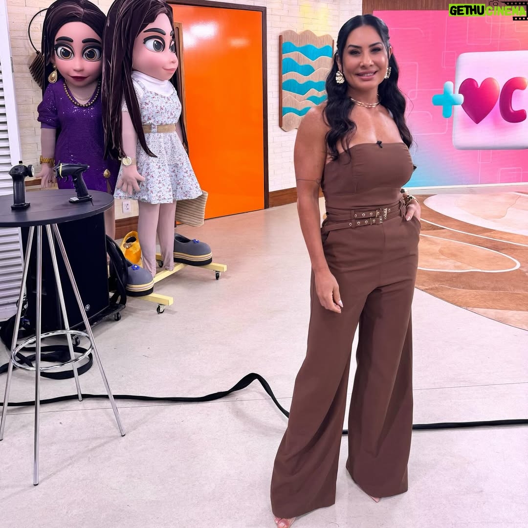 Scheila Carvalho - 45.7K Likes - Que papo gostoso no @maisvocefcoficial !!
Com @tati ! Quem estava ligadinho ?
Bateu saudade da Ruth e Raquel 😍❤️! Foi uma experiência incrível !!!