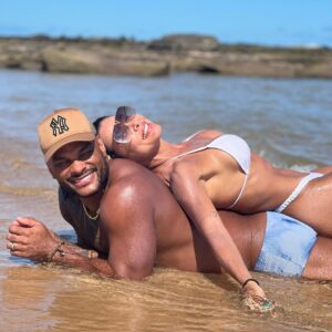 Scheila Carvalho Instagram - Agora sim!!!!!⁠Feliz aniversário, Bê!!!! Você acaba de nascer para um novo ciclo 🎂👏🏼😍
Com muita alegria  vamos celebrar esta data tão especial. E que os seus dias sejam repletos da mesma felicidade que você me proporciona, do mesmo entusiasmo e alegria de viver compartilhando comigo cada instante! Celebrar mais um ano ao teu lado é um privilégio que me enche de alegria e gratidão. Que a felicidade contagiante que você emite chegue a todos ao seu redor e que  Deus te presenteie com tudo de mais maravilhoso que você merece!!! Te Amo minha vida!
🎉🍾🥳🥂🎂🕺 Gratidão Deus!!!!!!

#bdaydopai #bdaytonysalles #Saude  #Amor #PAZ  #SABESORIA