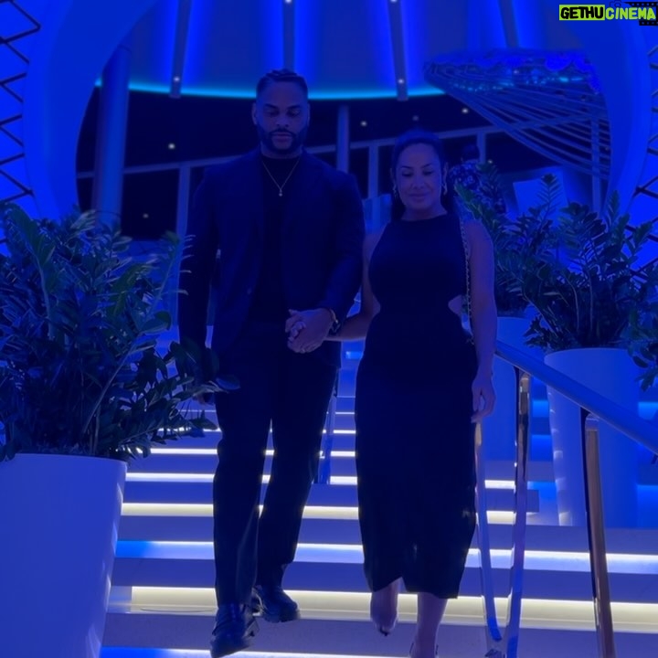 Scheila Carvalho - 77.7K Likes - Agora sim!!!!!⁠Feliz aniversário, Bê!!!! Você acaba de nascer para um novo ciclo 🎂👏🏼😍
Com muita alegria  vamos celebrar esta data tão especial. E que os seus dias sejam repletos da mesma felicidade que você me proporciona, do mesmo entusiasmo e alegria de viver compartilhando comigo cada instante! Celebrar mais um ano ao teu lado é um privilégio que me enche de alegria e gratidão. Que a felicidade contagiante que você emite chegue a todos ao seu redor e que  Deus te presenteie com tudo de mais maravilhoso que você merece!!! Te Amo minha vida!
🎉🍾🥳🥂🎂🕺 Gratidão Deus!!!!!!

#bdaydopai #bdaytonysalles #Saude  #Amor #PAZ  #SABESORIA