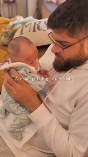 Searha Asghar Instagram - Our hearts are full Alhumdullilah! 🥹

#baby #mood #emotional