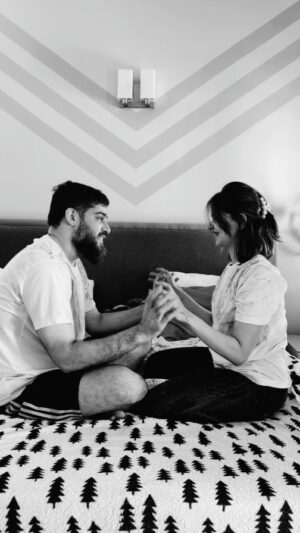 Searha Asghar Instagram - Itni Duaoon Kay badh, we had a baby girl Allah tera bara Karam hai!! Throwback to this baby gender reveal video.

Obviously I knew the gender and I wanted to know Umer's reaction, we both wanted a Rehmat in our house. Aisi Khushi Allah har shukarmand insaan KO day! 

#blessed #loved #mood #happy