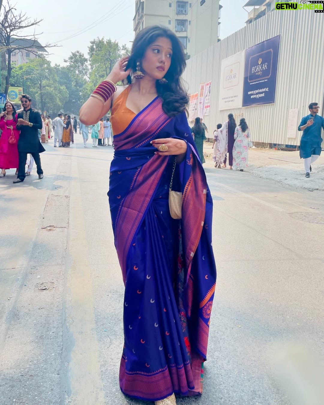 Sejal Jadhav - 42.2K Likes - शुभ दिपावली 🪔✨
.
.
.
📸 - @riishii.xd @atharva_ware_31 
.
.
.
#unfiltered #happydiwali #fyp #fypシ #foryou #paithani #likeforlikes #ootd #traditional #saree #diwali2024 #marathi #marathisong #outfitoftheday #fashionista #lookbook #style #styleoftheday #stylediaries #aesthetic #ａｅｓｔｈｅｔｉｃ #whatiwore #theeverydayproject #instagram #instagood #instadaily #instamood #trendy #trending #sejaljadhav