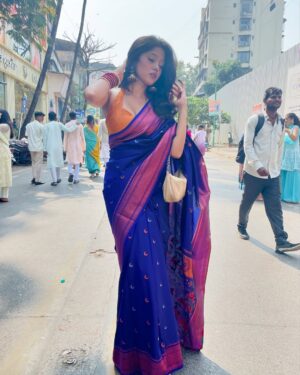 Sejal Jadhav Instagram - ą¤¶ą„ą¤ ą¤¦ą¤æą¤Ŗą¤¾ą¤µą¤²ą„ šŖāØ
.
.
.
šø - @riishii.xd @atharva_ware_31
.
.
.
#unfiltered #happydiwali #fyp #fypć· #foryou #paithani #likeforlikes #ootd #traditional #saree #diwali2024 #marathi #marathisong #outfitoftheday #fashionista #lookbook #style #styleoftheday #stylediaries #aesthetic #ļ½ļ½
ļ½ļ½ļ½ļ½
ļ½ļ½ļ½ #whatiwore #theeverydayproject #instagram #instagood #instadaily #instamood #trendy #trending #sejaljadhav