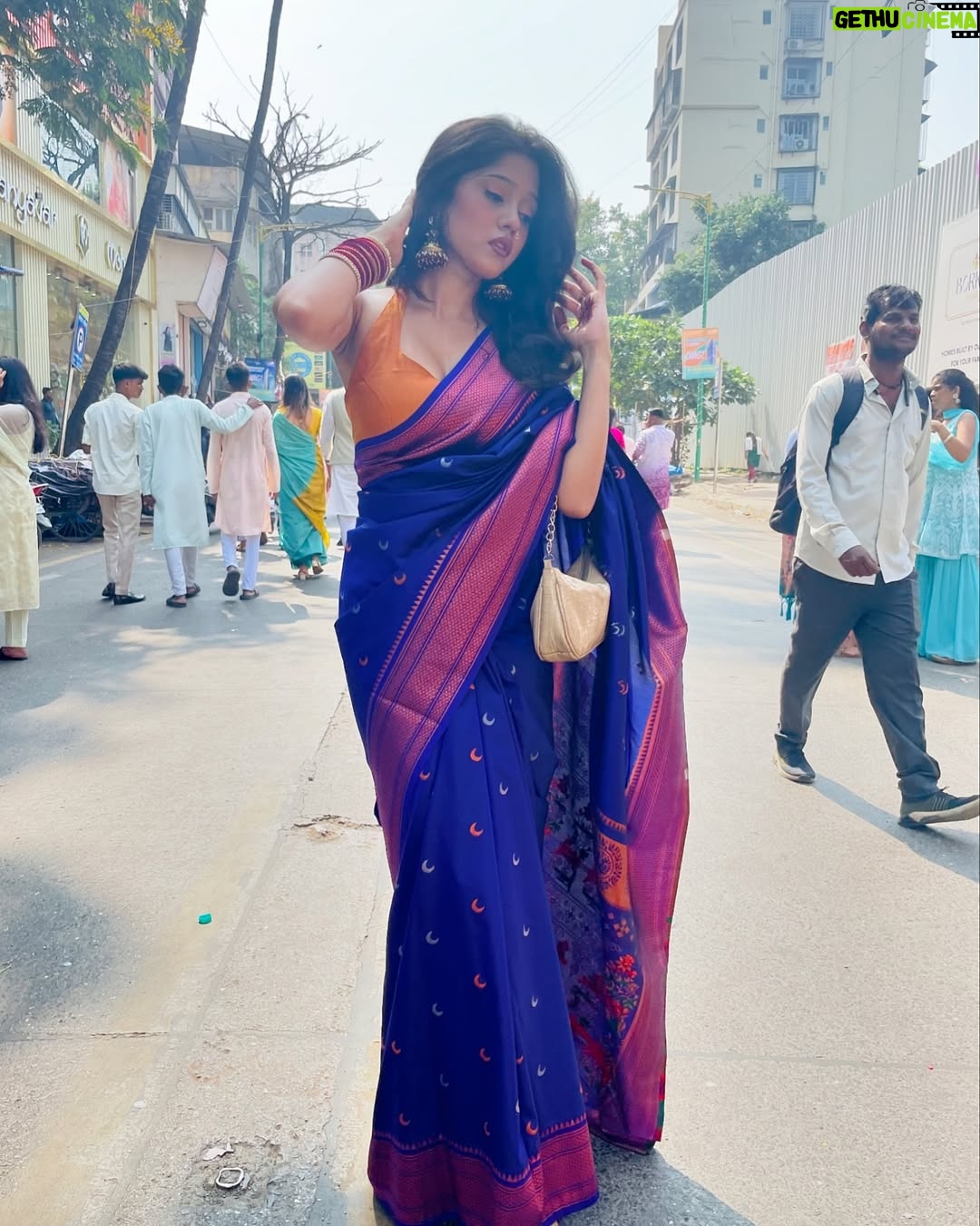 Sejal Jadhav - 42.2K Likes - शुभ दिपावली 🪔✨
.
.
.
📸 - @riishii.xd @atharva_ware_31 
.
.
.
#unfiltered #happydiwali #fyp #fypシ #foryou #paithani #likeforlikes #ootd #traditional #saree #diwali2024 #marathi #marathisong #outfitoftheday #fashionista #lookbook #style #styleoftheday #stylediaries #aesthetic #ａｅｓｔｈｅｔｉｃ #whatiwore #theeverydayproject #instagram #instagood #instadaily #instamood #trendy #trending #sejaljadhav
