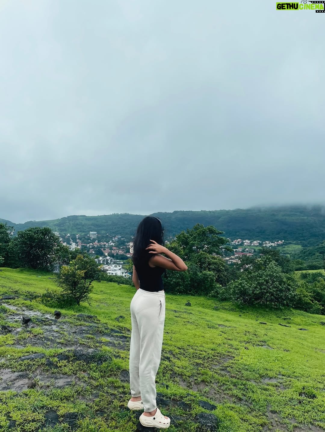 Sejal Jadhav - 13.5K Likes - The amount of emotions these lines holds>>>🎧🎶💌🪬🍃
.
.
.
📸 - @j_yoti._ 
.
.
.
#fyp #fypシ #foryou #love #rain #appreciatelife #grateful #gratitude #rainyday #rainy #rainforests #lonavla #indino #lifeinmetro #lonavladiaries #outfitoftheday #ootd #lookbook #style #aesthetic #ａｅｓｔｈｅｔｉｃ #theeverydayproject #instagram #instagood #instadaily #instamood #trendy #trending #sejaljadhav #goodvibes