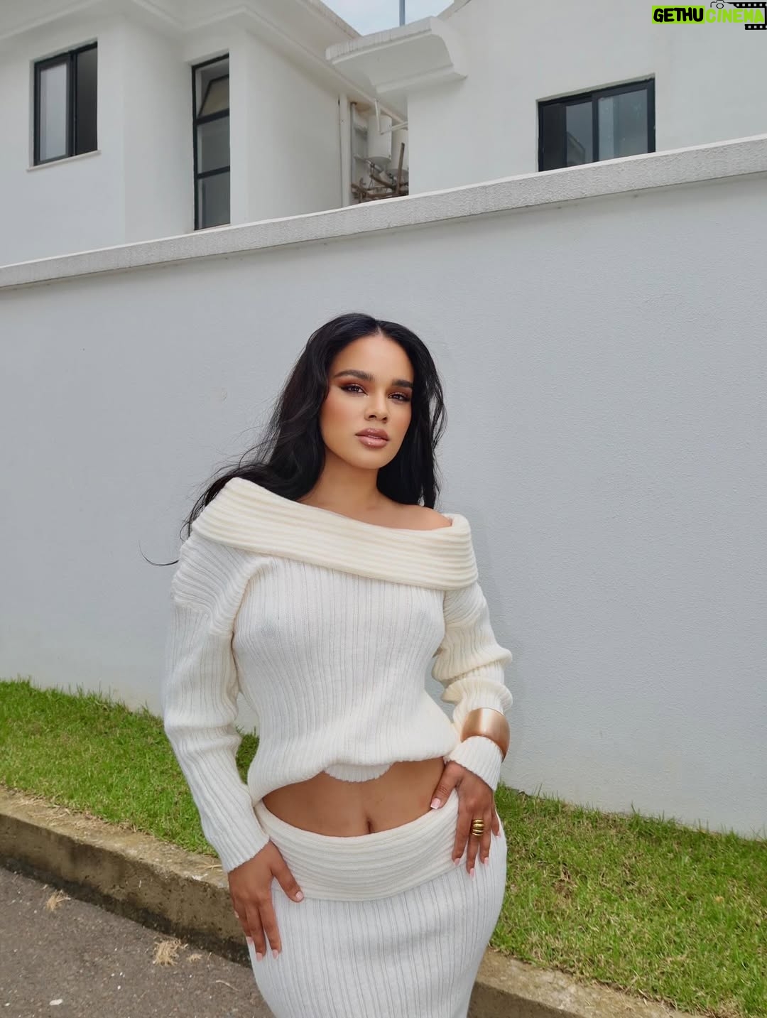 Selam Tesfaye - 48.1K Likes - 🤍🤏🏻