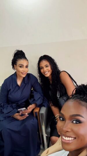 Selassie Ibrahim Instagram - Good morning from the Tsito girls @impeccable_sena @missgeeonly 😜😜❤️❤️