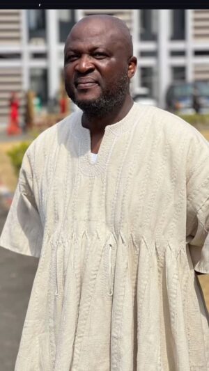 Selassie Ibrahim Instagram - Can we celebrate this amazing human being? Yes , @ibrahim_mahama_71 he’s so selfless, compassionate, generous and loving❤️Happy Birthday Efo Jehovah will continue to preserve and prosper you. Good health and long life you shall enjoy IJMN🙏🏼🎂🎂 Love you keke