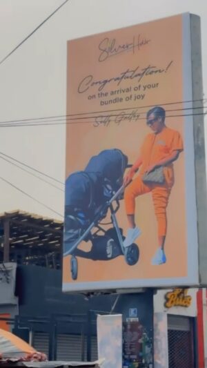 Selly Galley Instagram - @silverhairgh GOD BLESS YOU! One of the biggest billboards in the heart of Accra! Most touching gesture ever! 🙏🏻 So surreal. Overwhelming! Never seen anything like this done yet.
Still amazed at just how you decided to show me love by mounting these huge billboards across the city of Accra.
My family and I are still lost for words @silverhairgh @silverhaircutgh
Posting these billboards every week till I literally choke somebody 😄🥰😘😄
Guys please help me say THANK YOU to SILVERHAIR 🙏🏻
Isn’t this amazing? Isn’t it?! 🥺
