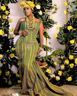 Selly Galley Instagram - NEHO 🙌🏻!! The Modern ewe bride @rhythmsondarunway
SELINA BEB @selinabeb in collaboration with QUOPHI AKOTUAH @quophiakotuahghana, proudly presents AWARESO- The Traditional Ghanaian Bride campaign!
This dazzling new collection showcases kente gowns paired with intricate, historically-rich, stunning beads. A careful selection of beads including trade beads, Aggry beads, Krobo beads and coral beads have resulted in a sensational collection you will love to own.
Our mission is to inspire future traditional brides to proudly embrace our heritage and be “Adorned in Tradition!” With AWARESO, we demonstrate the exquisite way that our local beaded jewelry perfectly complements modern kente gowns. Future traditional brides can look forward to looking regal, divine and truly beautiful in our iconic pieces.
With love, dedication and research, we crafted the pieces in this campaign and we’re thrilled to share them with you! Explore the collection and experience the beauty of Ghanaian tradition.
Accessories: @selinabeb
Outfit: @quophiakotuahghana
Hair: @the_hair_counsellor
Makeup: @the_maidens_beauty
Decor: @lamore_bella_events
Videographer: @grandeaglemotion
Photographer: @primestudios_wbp
Runway photos @k2pixels
Fabric: @revelation_lines
Heels @shoezonegh
#SelinaBeb #QuophiAkotuahGhana #SellyGalley #EweBride #GhanaBride #Ewe #Kente #Collaboration #Awareso #Beads #Ghana #GhanaianBeads #GhanaianTradition #TraditionalMarriage #BeadsOfCulture