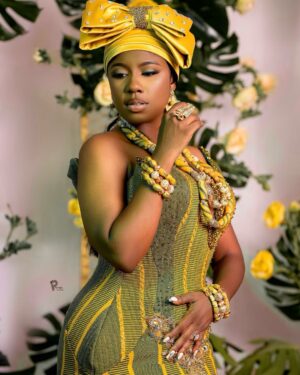 Selly Galley Instagram - NEHO 🙌🏻!! The Modern ewe bride @rhythmsondarunway
SELINA BEB @selinabeb in collaboration with QUOPHI AKOTUAH @quophiakotuahghana, proudly presents AWARESO- The Traditional Ghanaian Bride campaign!
This dazzling new collection showcases kente gowns paired with intricate, historically-rich, stunning beads. A careful selection of beads including trade beads, Aggry beads, Krobo beads and coral beads have resulted in a sensational collection you will love to own.
Our mission is to inspire future traditional brides to proudly embrace our heritage and be “Adorned in Tradition!” With AWARESO, we demonstrate the exquisite way that our local beaded jewelry perfectly complements modern kente gowns. Future traditional brides can look forward to looking regal, divine and truly beautiful in our iconic pieces.
With love, dedication and research, we crafted the pieces in this campaign and we’re thrilled to share them with you! Explore the collection and experience the beauty of Ghanaian tradition.
Accessories: @selinabeb
Outfit: @quophiakotuahghana
Hair: @the_hair_counsellor
Makeup: @the_maidens_beauty
Decor: @lamore_bella_events
Videographer: @grandeaglemotion
Photographer: @primestudios_wbp
Runway photos @k2pixels
Fabric: @revelation_lines
Heels @shoezonegh
#SelinaBeb #QuophiAkotuahGhana #SellyGalley #EweBride #GhanaBride #Ewe #Kente #Collaboration #Awareso #Beads #Ghana #GhanaianBeads #GhanaianTradition #TraditionalMarriage #BeadsOfCulture