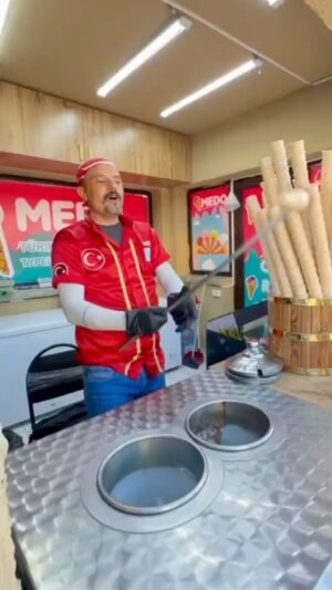 Sevinch Mo'minova Instagram -