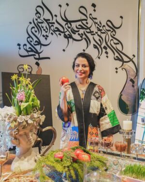 Shabnam Farshadjoo Instagram - سال نو حال نو برای همه ی ایرانیان دنیا✨🪻🌾🍎