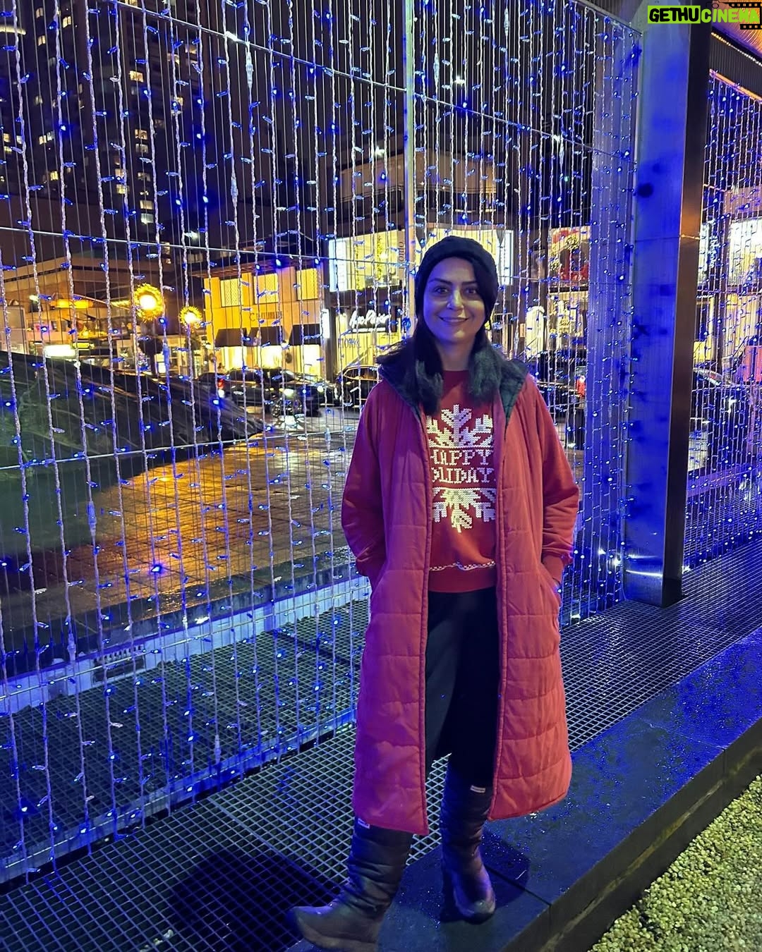Shabnam Farshadjoo - 59.5K Likes - Happy 2024 ✨💫🌟 Be nice this year 🤞😄