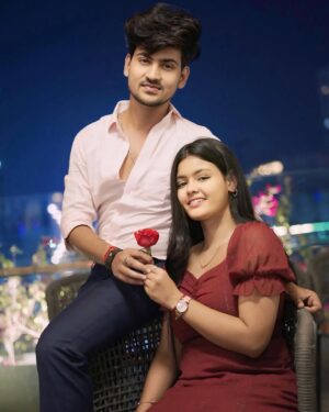 Shabnam Layek Instagram - Happy Valentine Day Goluaa 🥰❤️ 

📸:- @liton_sarkar__ 

#layekfam #prashulovers #prasvcreation