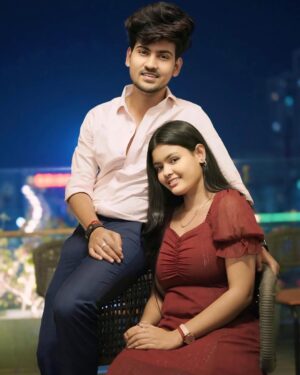 Shabnam Layek Instagram - Happy Valentine Day Goluaa 🥰❤️ 

📸:- @liton_sarkar__ 

#layekfam #prashulovers #prasvcreation