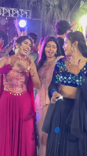 Shabnam Layek Instagram - Dum dum duba duba 😍❤️ #layekfam #prashulovers #prasvcreation