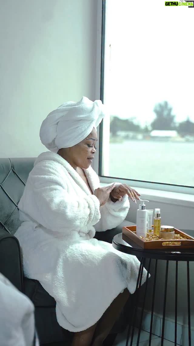 Shaffy Bello - 24K Likes - They say beauty fades with age… I say, only if you let it.

As we grow older, our skin tells the story of our journey, the laughter, the growth, the grace. That’s why taking care of it isn’t just vanity, it’s self-respect.

Looking good isn’t just about age. It’s about care. It’s about confidence. It’s about me.

@oriflamenigeria
