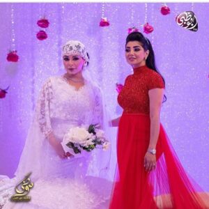 Shahd El Yaseen Instagram - مسلسل موضي قطعه من ذهب مع جميلتي لمياء طارق وبدلتي من جسميكو @yousef_aljasmi @lamya.tareq.official @yaqoubian ميك اب الاء دشتي شعر صالون الاء بيوتي صالون @alabeautysalon